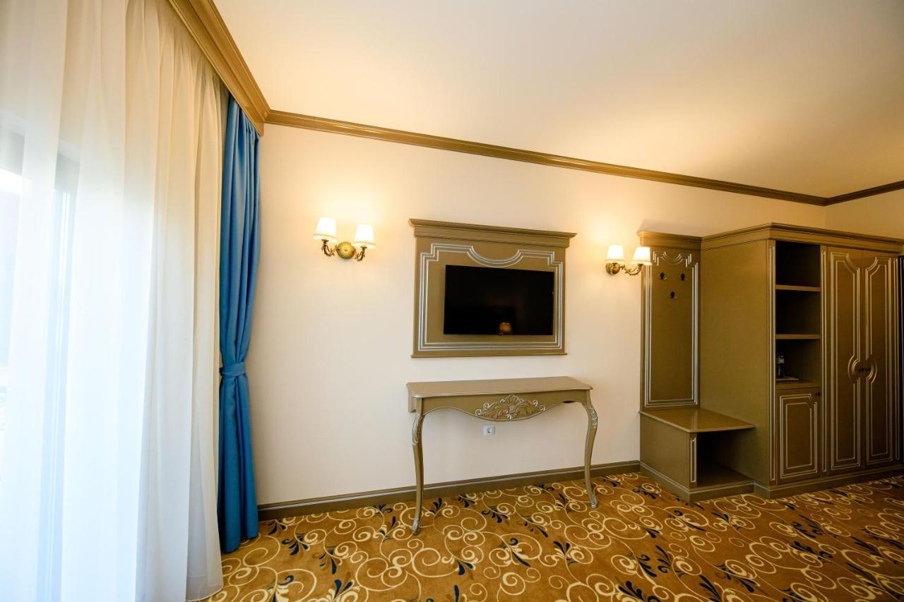 La Casa Cu Stuf Hotel Baldovinesti Luaran gambar