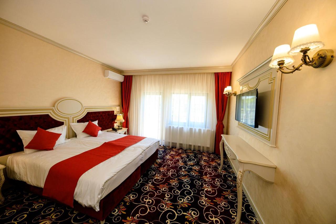 La Casa Cu Stuf Hotel Baldovinesti Luaran gambar