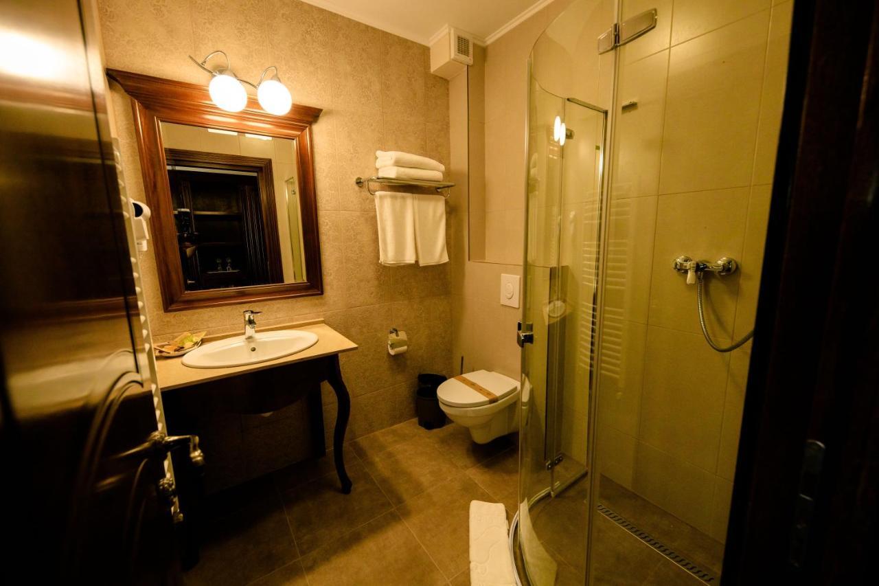 La Casa Cu Stuf Hotel Baldovinesti Luaran gambar